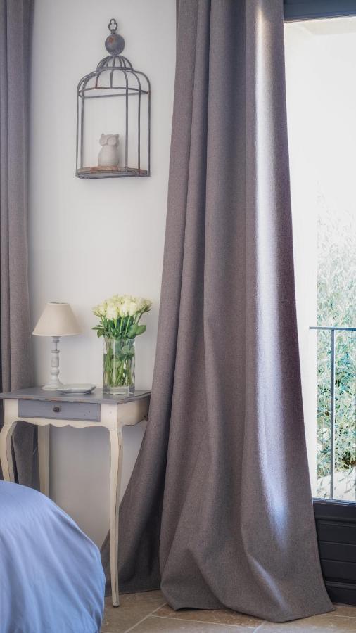L'Ostal - Bed & Breakfast - Chambres Et Suites De 25 A 40M2 - Spa Saint-Hilaire-dʼOzilhan エクステリア 写真