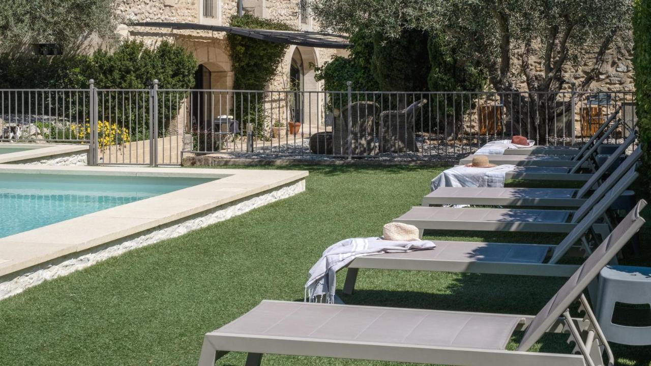 L'Ostal - Bed & Breakfast - Chambres Et Suites De 25 A 40M2 - Spa Saint-Hilaire-dʼOzilhan エクステリア 写真